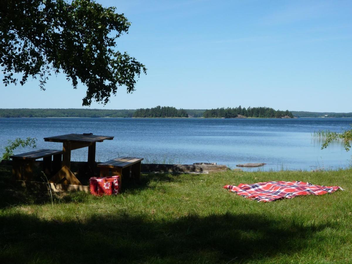 Gaerdsholmens Skaergardshemman "Eken" Villa Edsbruk Eksteriør billede